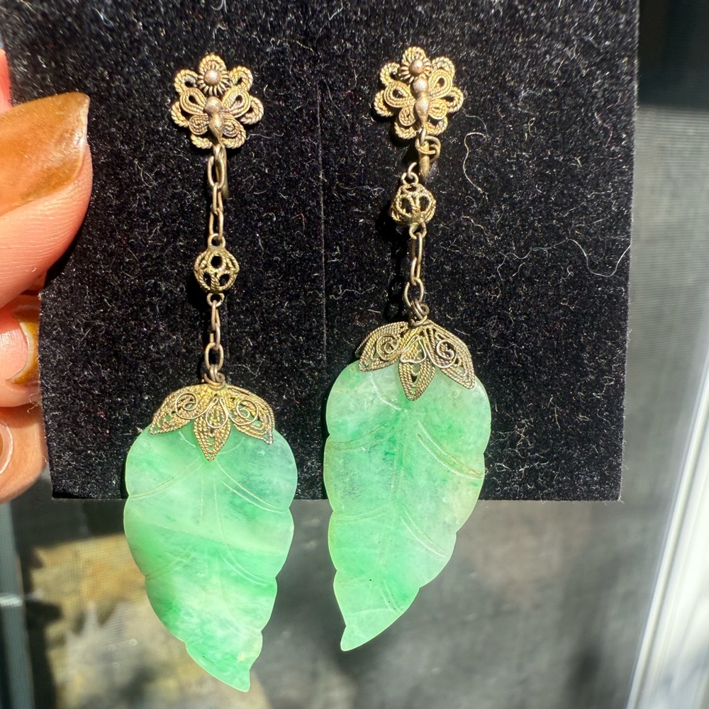Antique Chinese Jade Silver Drop Dangle Screwback Earrings